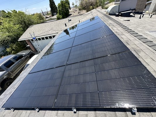 Marz Solar Panel Cleaning result — clean rooftop solar panels in Bakersfield